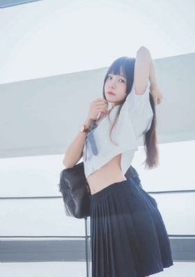 女大学生