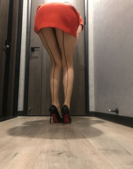 稚嫩娇小哭叫粗大撑破谁演的主角