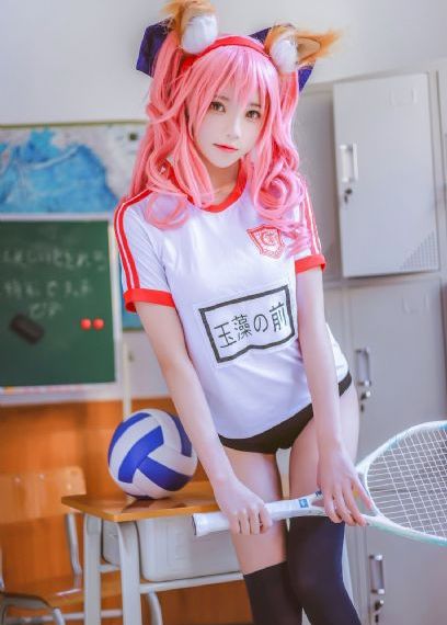 无毛逼逼