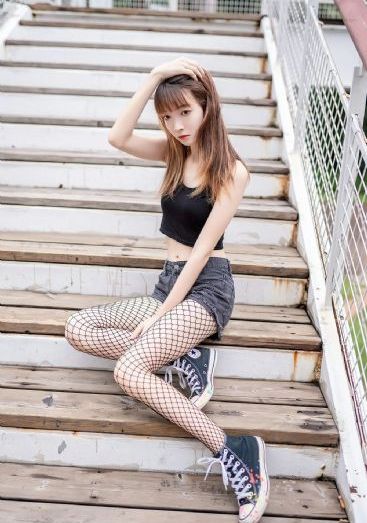 两个女人互添下身视频在线观看